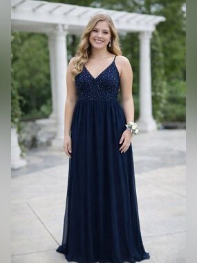 Navy blue floor length semi-formal/formal dress, size 13 (Never Worn)